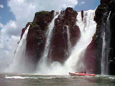 waterfall_surinam.jpg